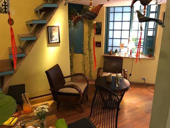 Banh Mi 25 Work & Chill